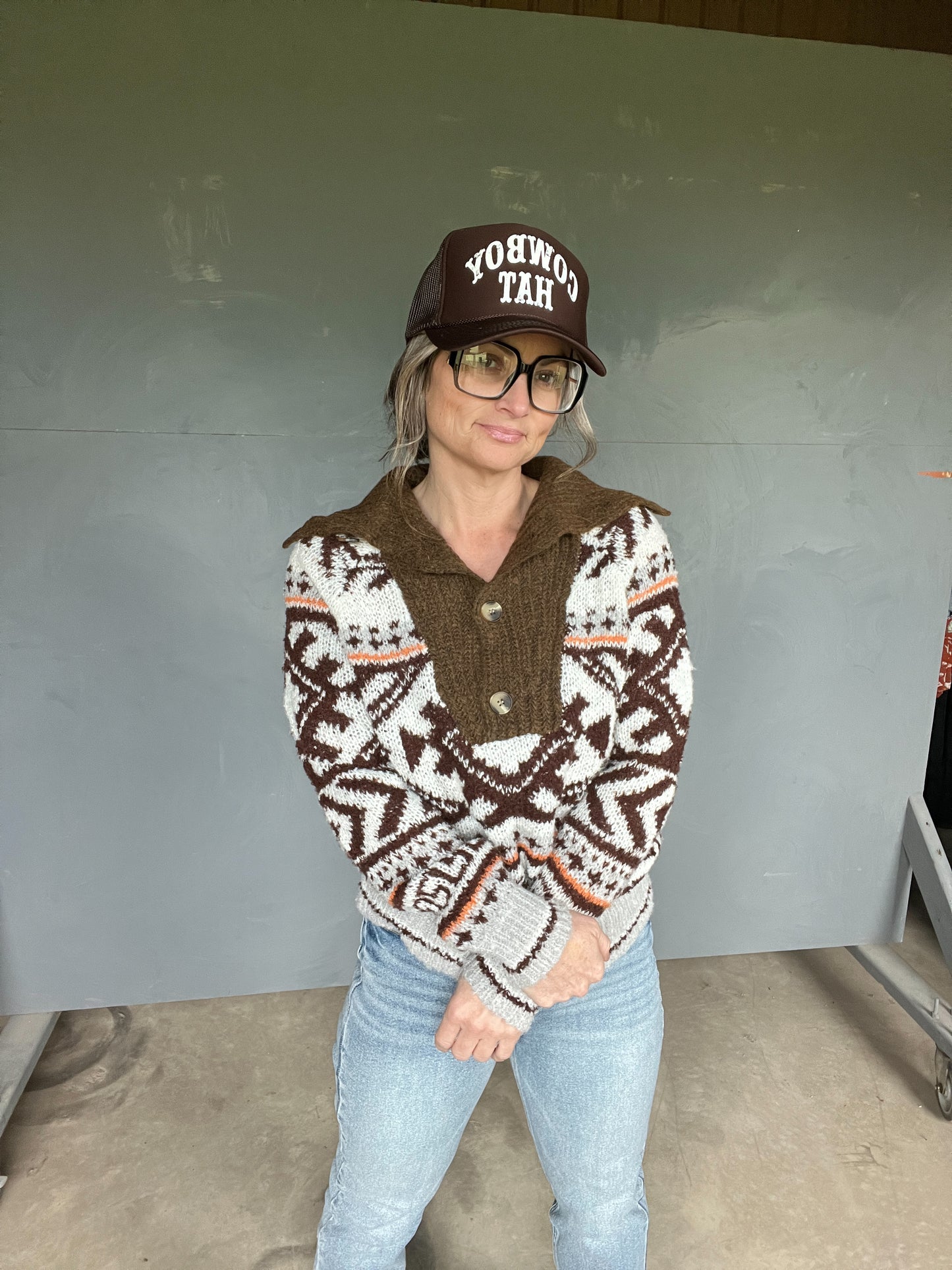 BROWN COWBOY HAT TRUCKER HAT