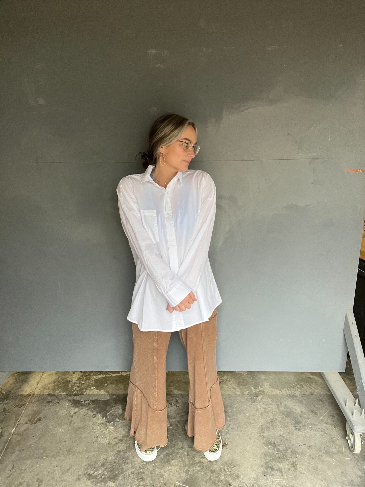 122341 OVERSIZED WHITE COLLARED SHIRT