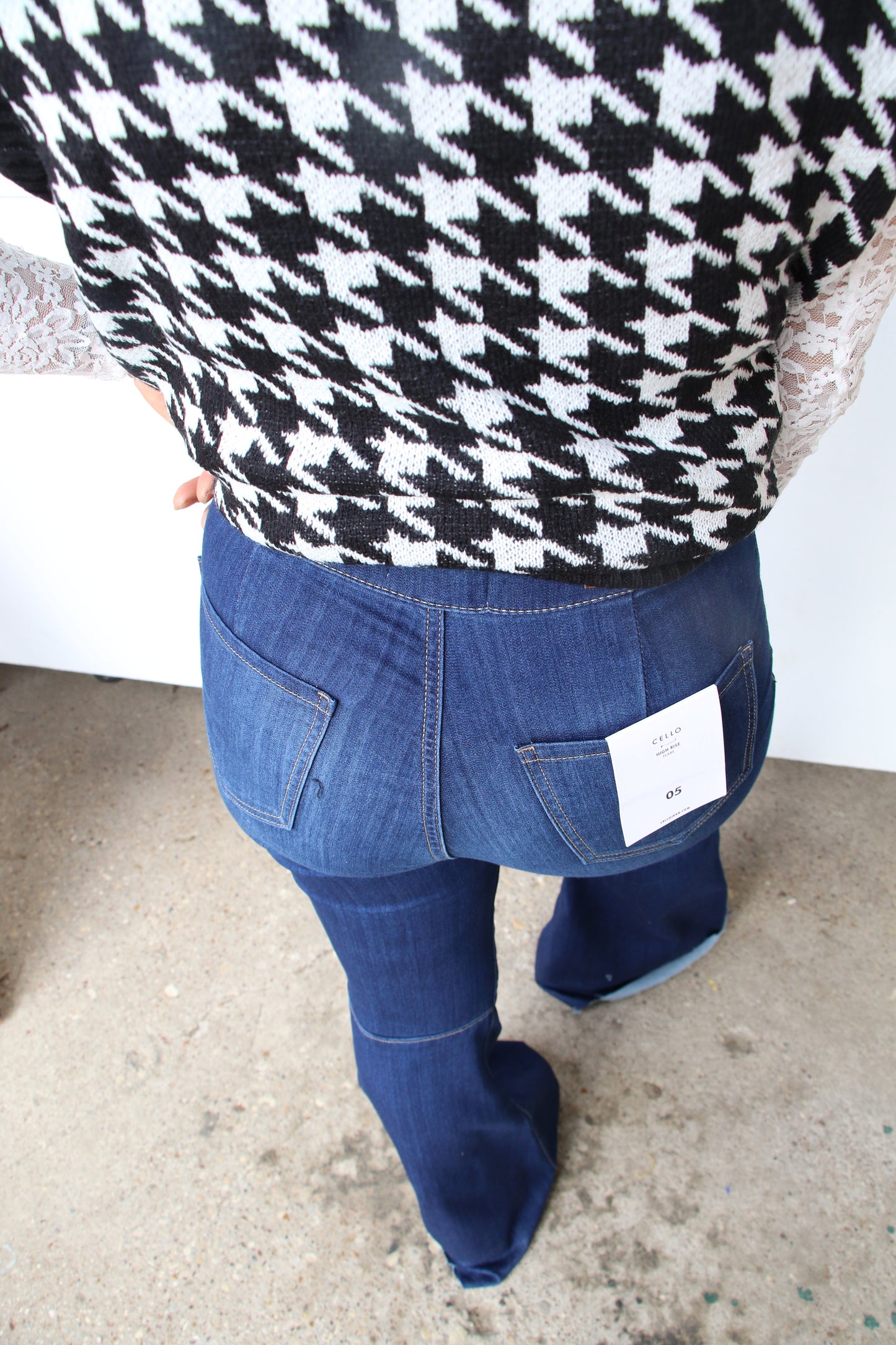 38660 HIGH RISE SUPER FLARE JEANS