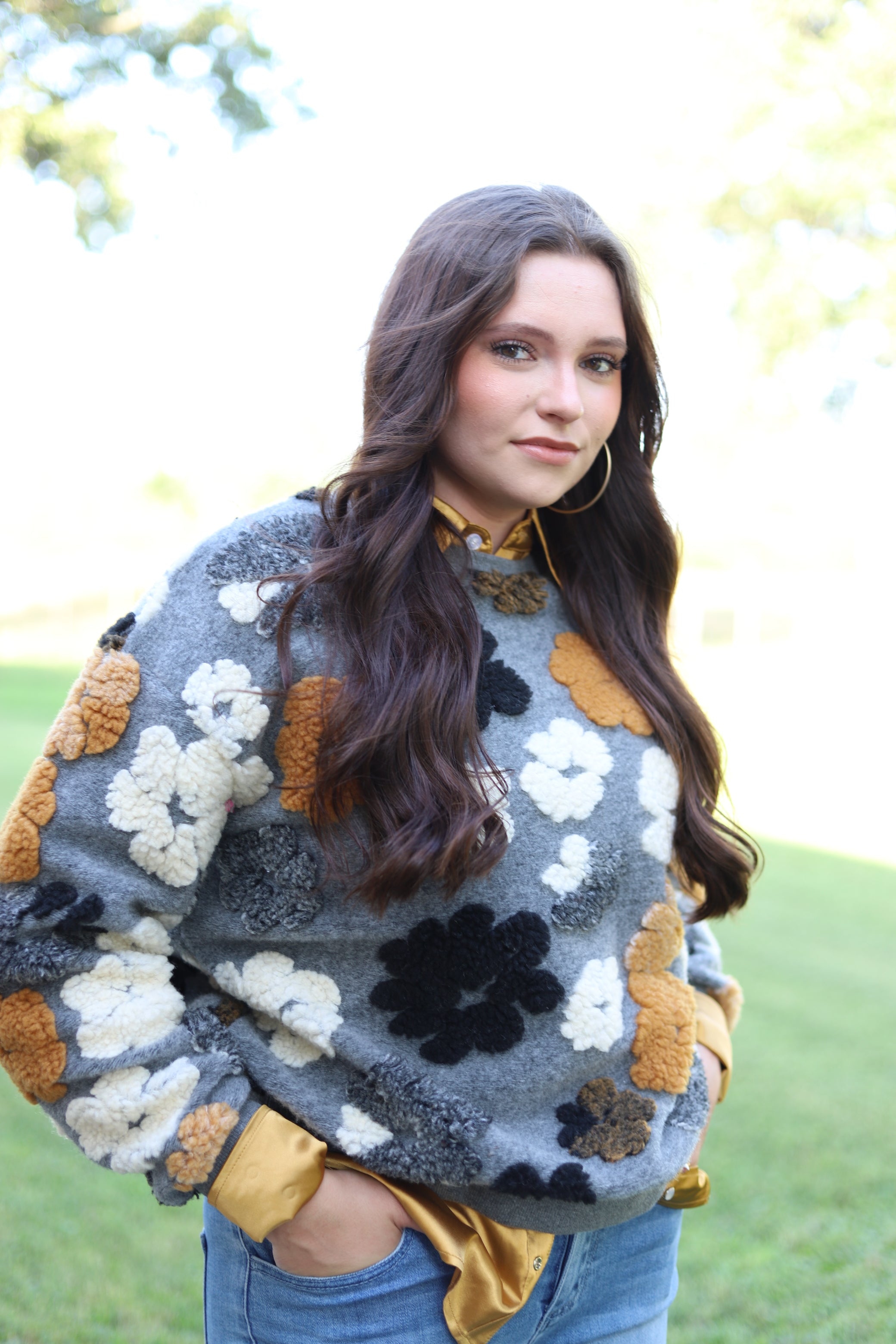 GREY PUFF FLOWER PULLOVER