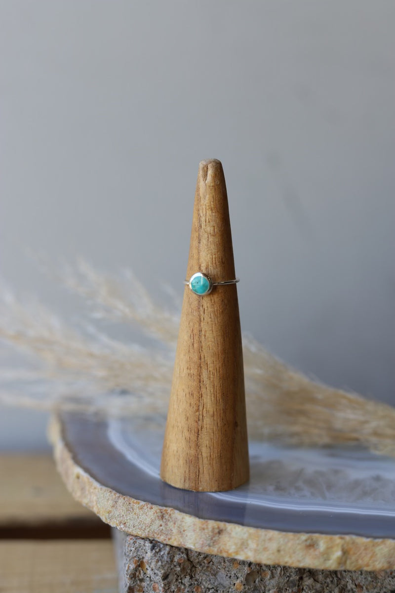 22415 SILVER RING W/ 8MM TURQ STONE