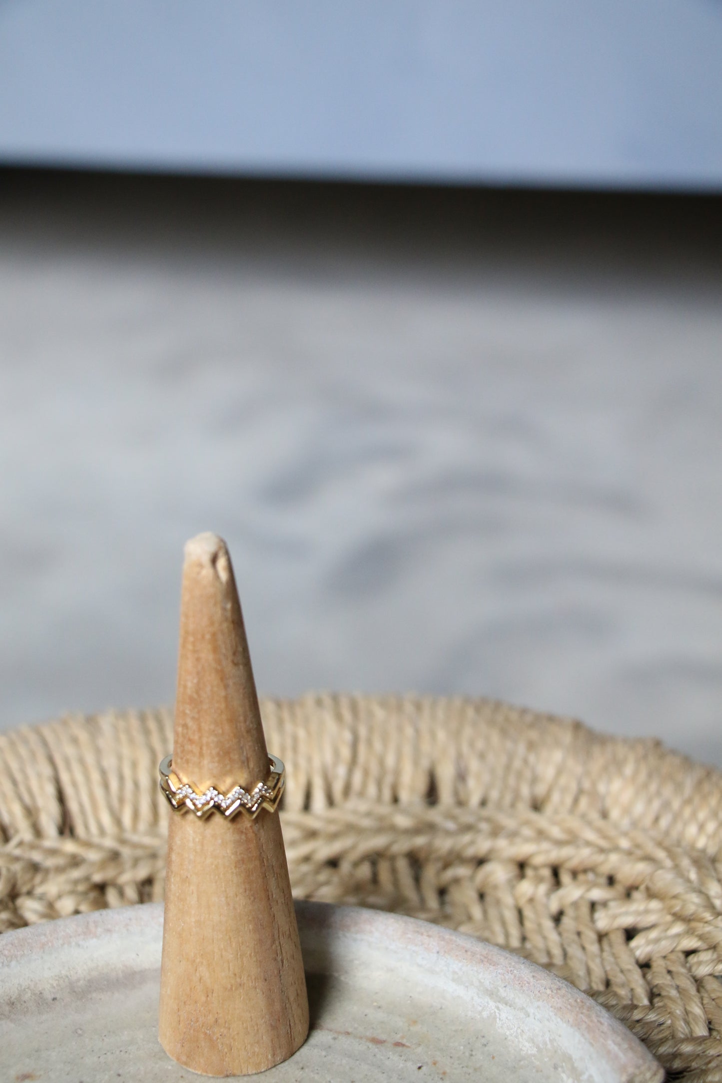 122352 Zigzag Ring
