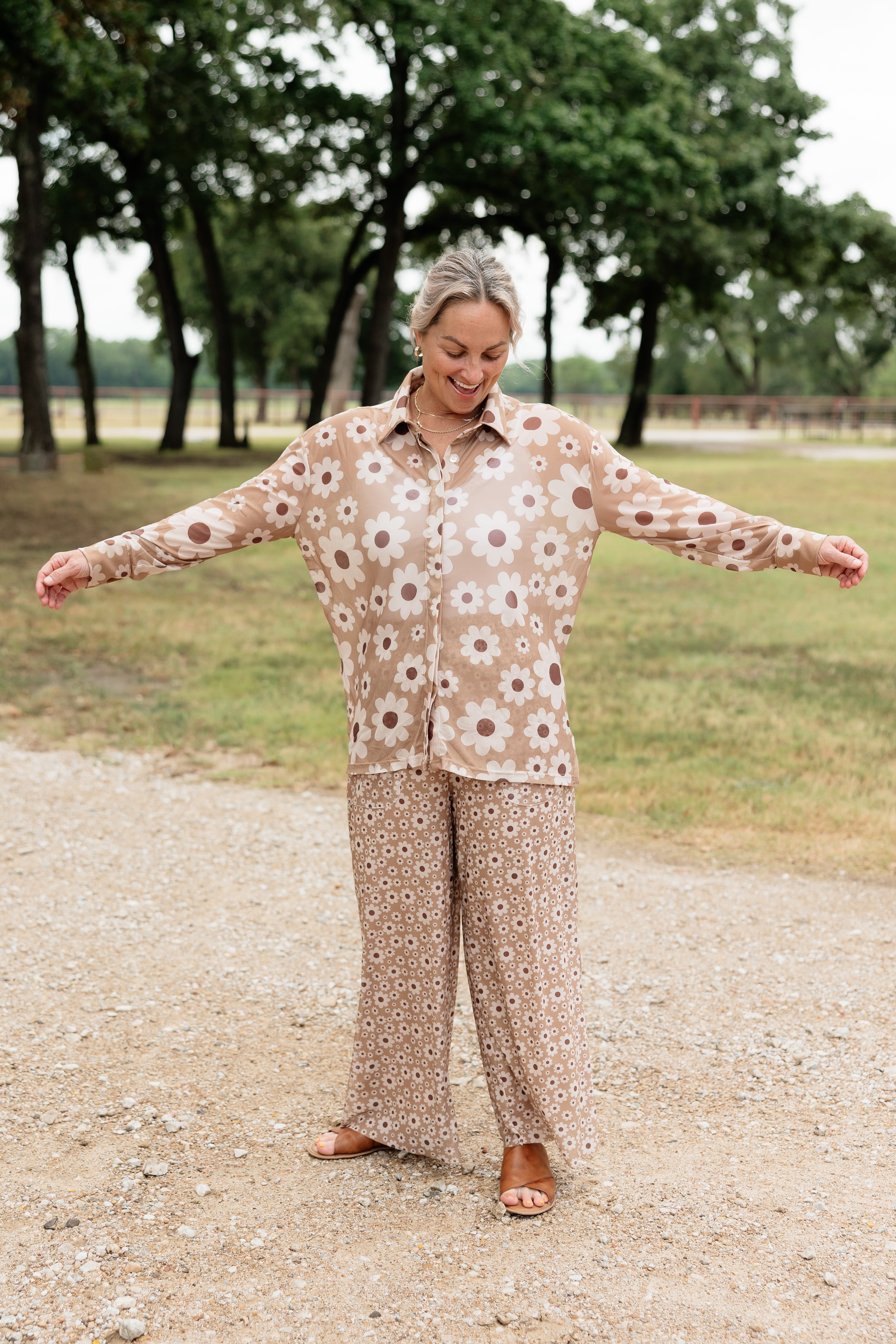 Brown Flower Mesh Set