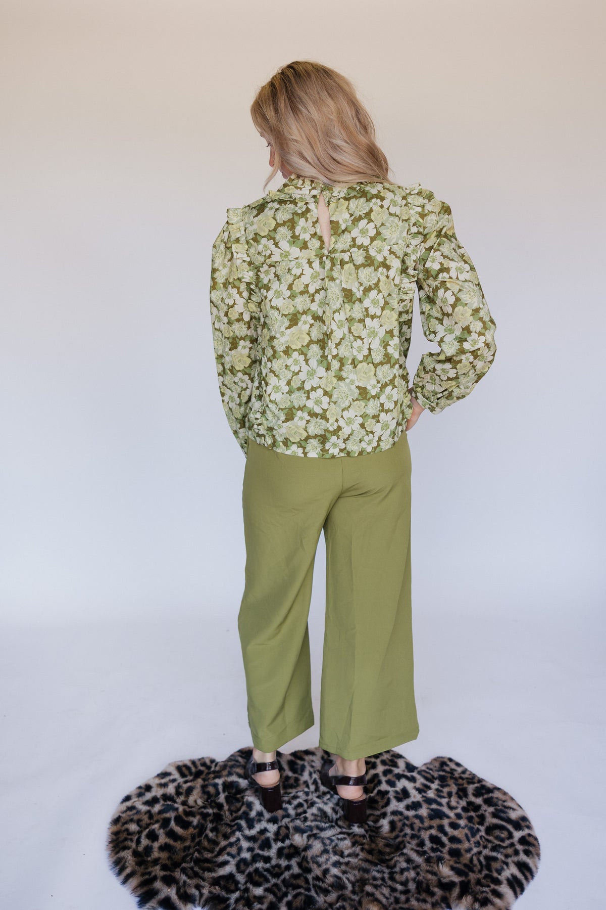 GREEN FLORAL HIGH NECK BLOUSE