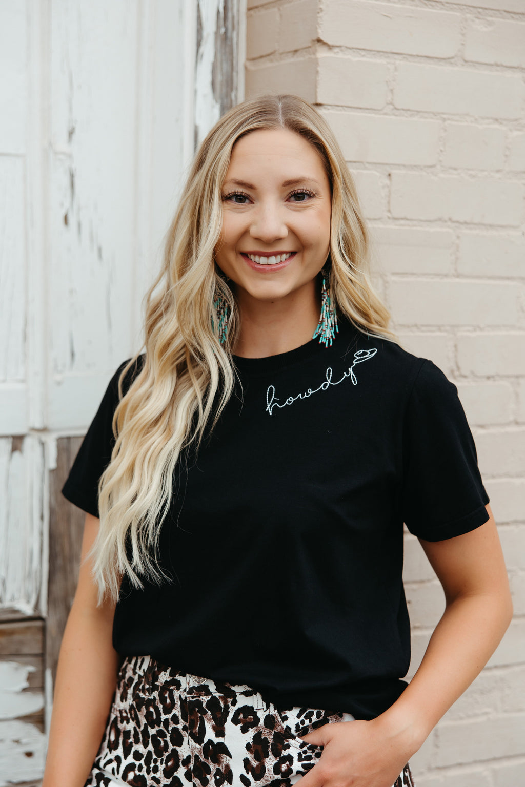 Black Howdy Hat Tee