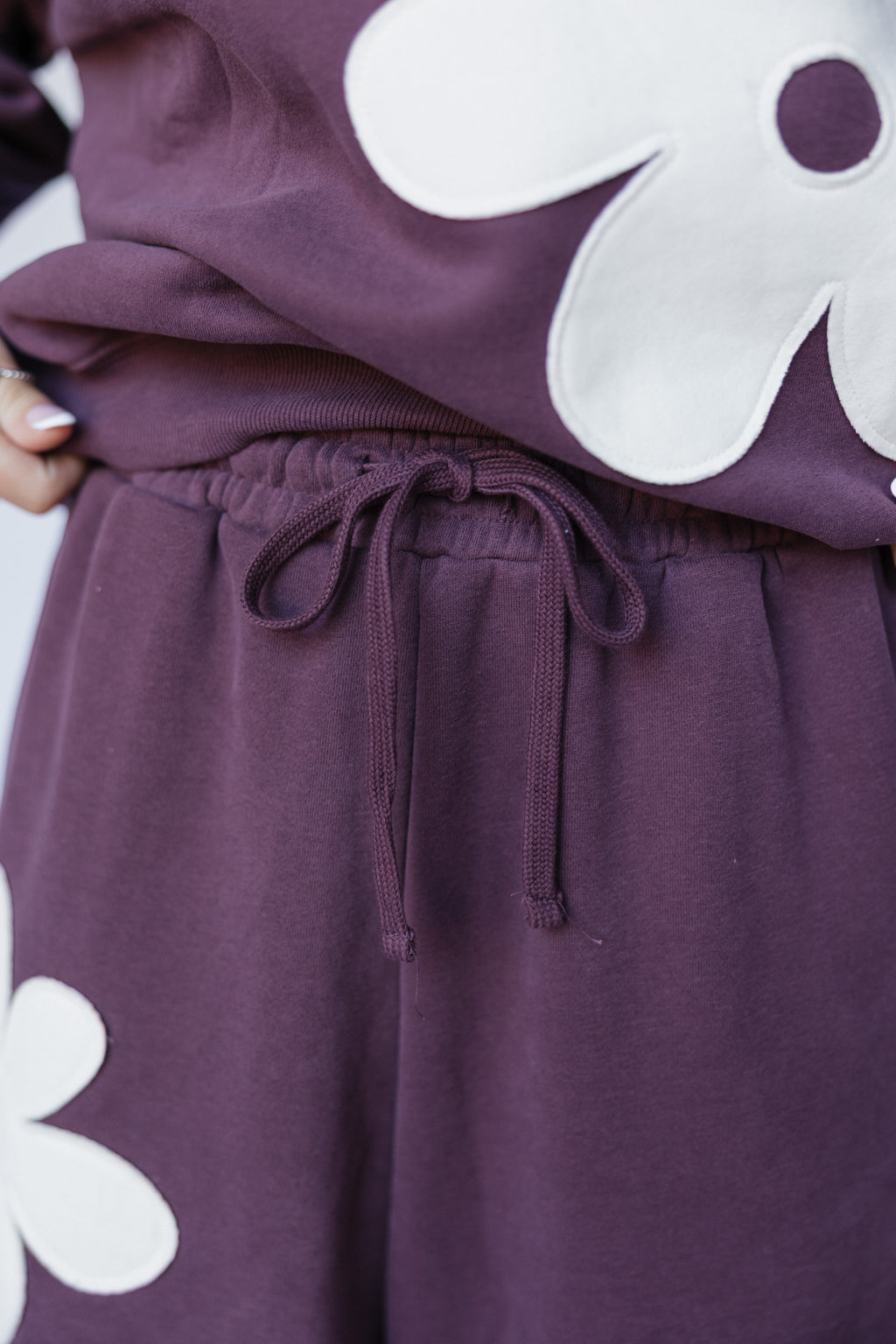 PLUM FLOWER SWEATPANT