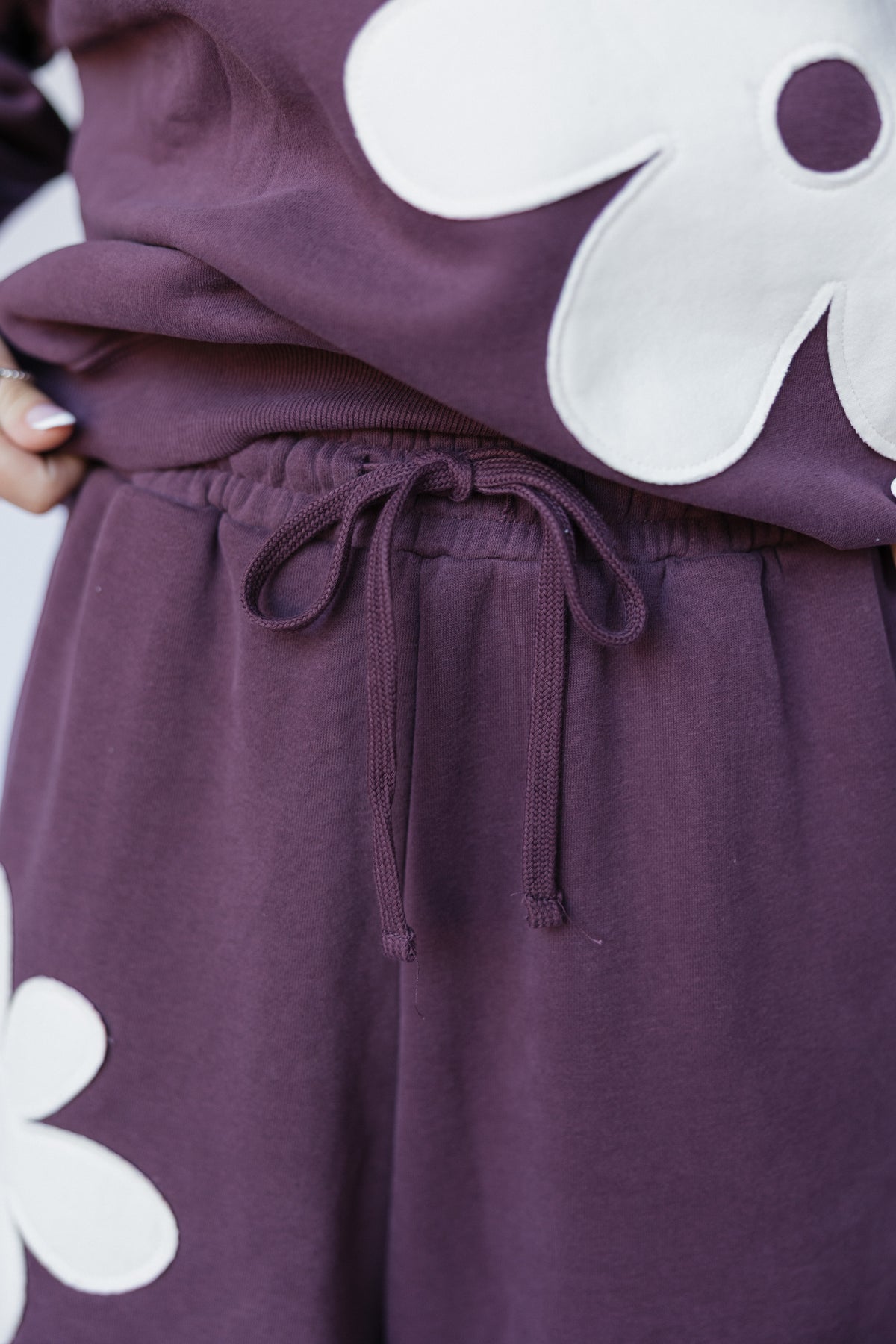 PLUM FLOWER SWEATPANT