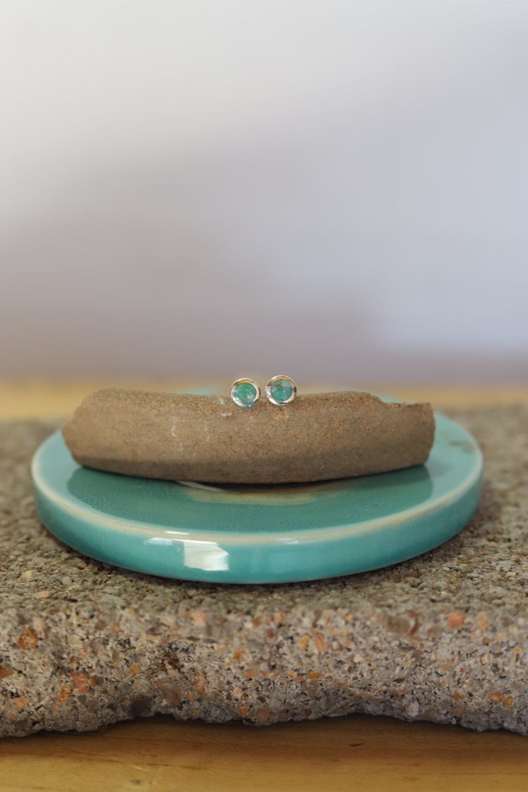 22431 TURQ STUD EARRING