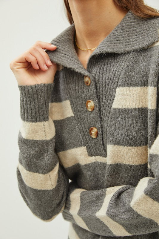 6445 Quarter Button Peter Pan Collar Stripe Sweater