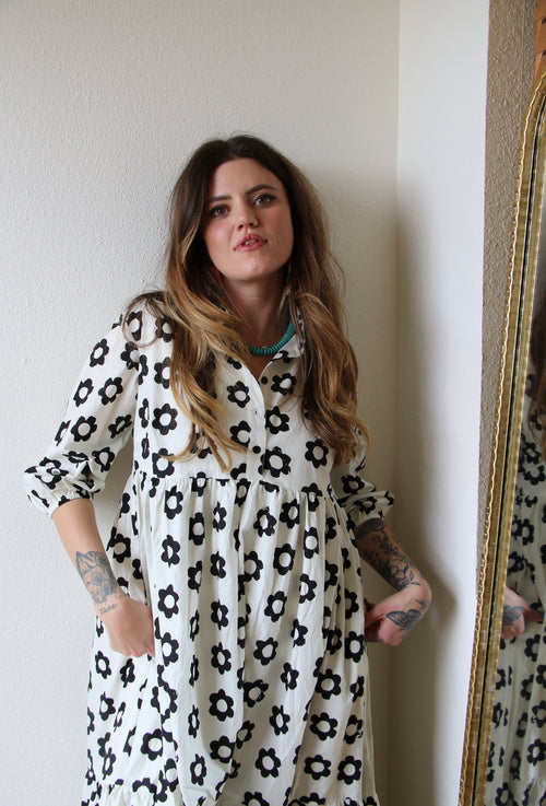 5462 BLACK & WHITE FLORAL COLLARED FROCK DRESS