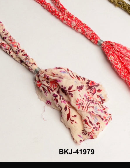 IVORY FABRIC NECKLACE