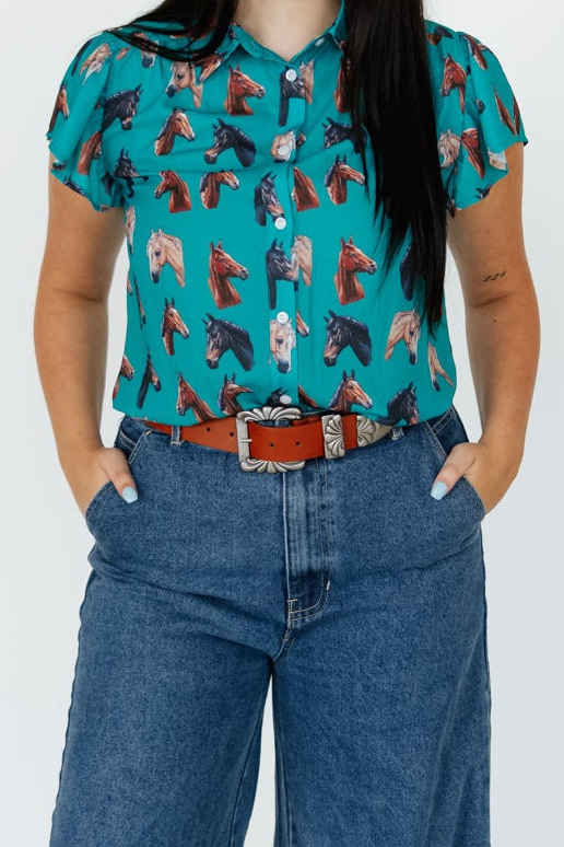 TURQUOISE HORSE FLUTTER SLEEVE