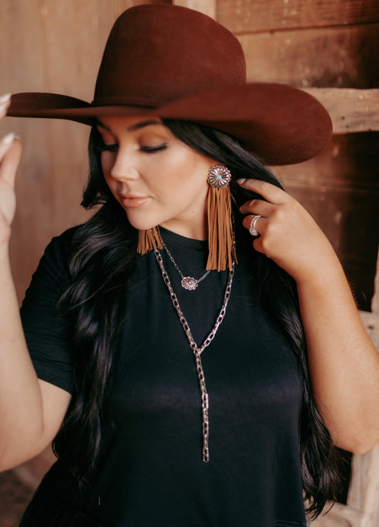 1611 T22 CONCHO W/ LEATHER TASSEL EARRING