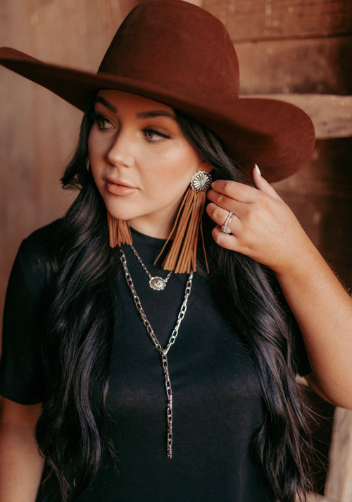 1611 T22 CONCHO W/ LEATHER TASSEL EARRING