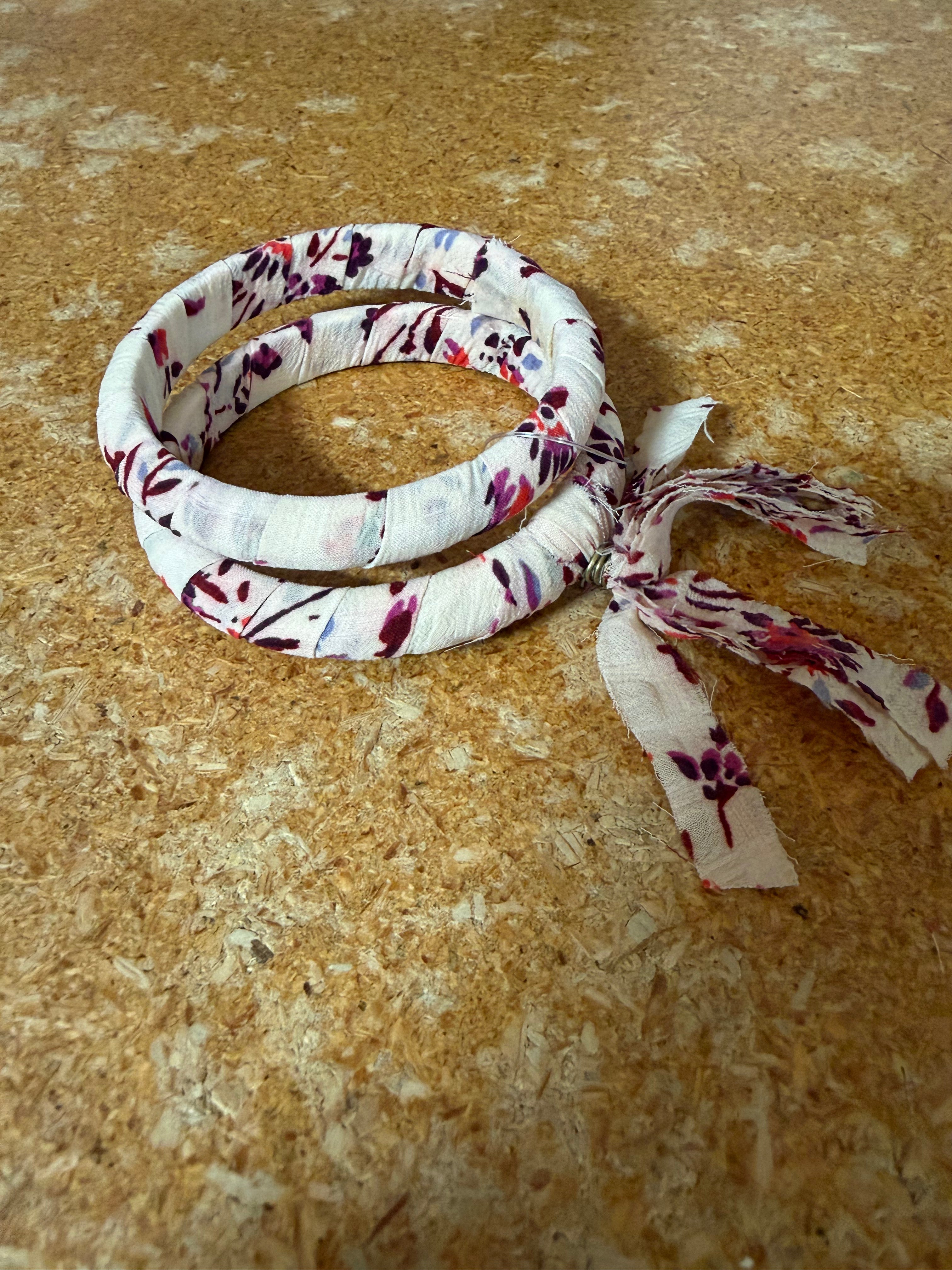 IVORY FABRIC DOUBLE BANGLE BRACLET