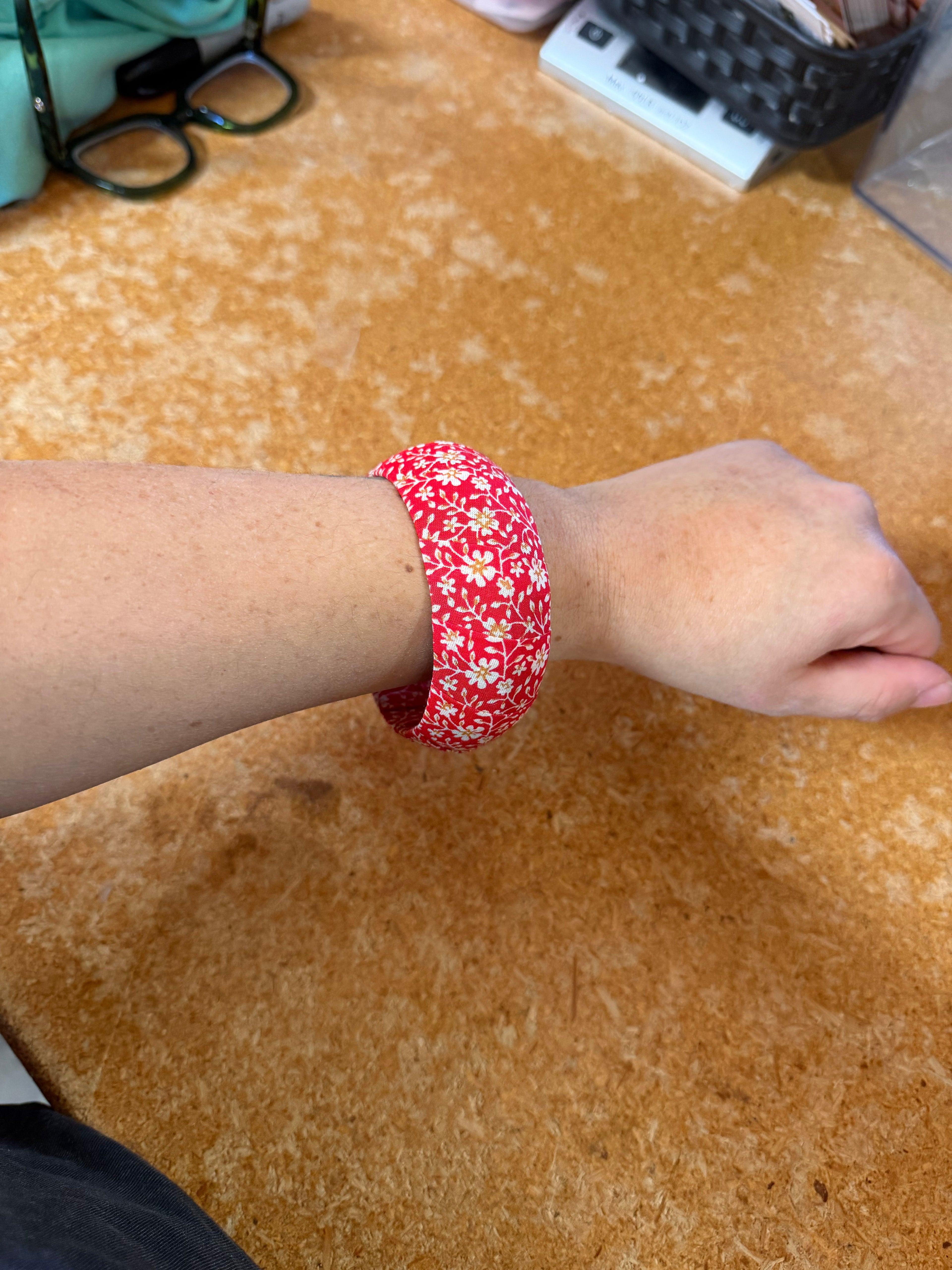 RED FABRIC BANGLE BRACLET