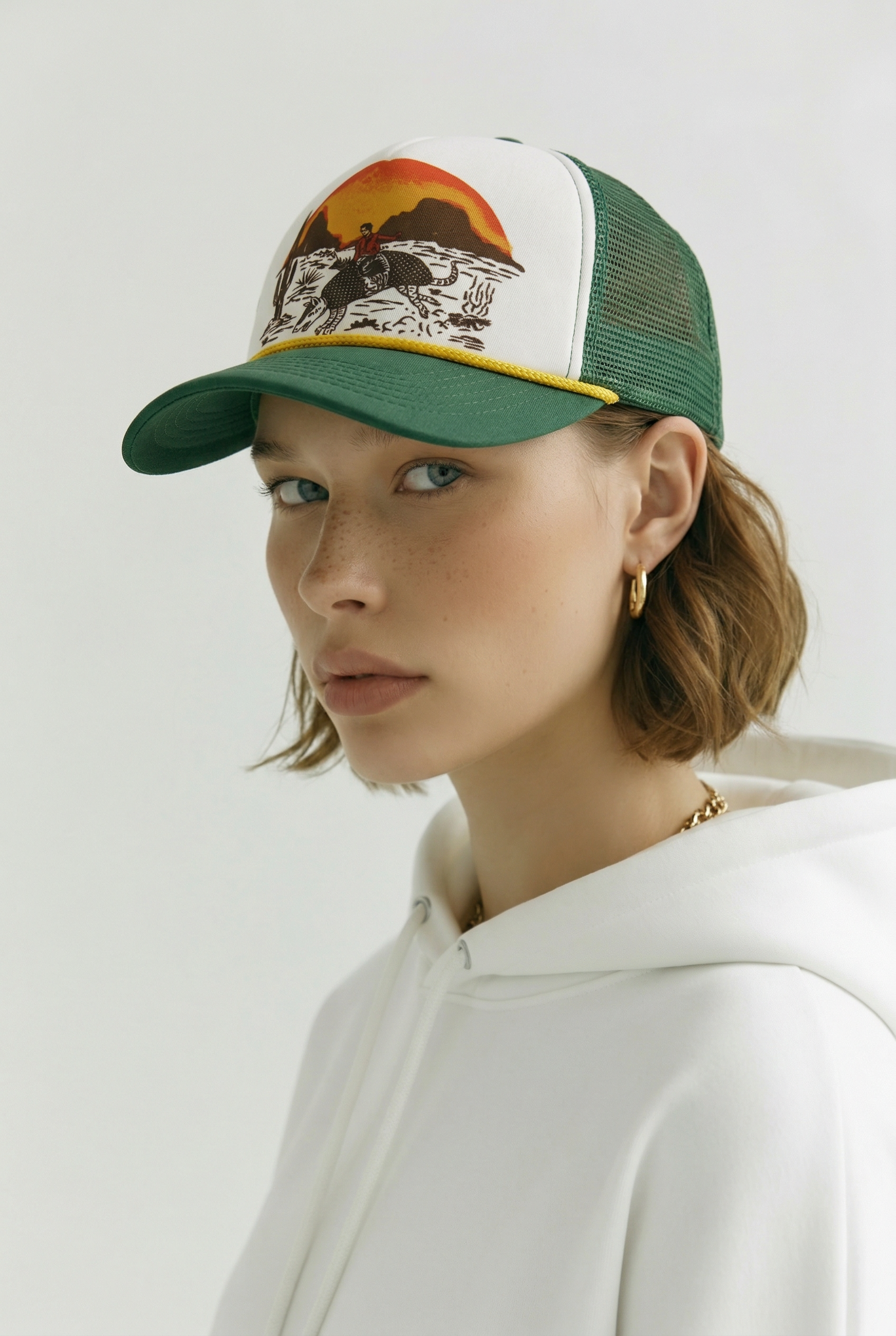 Armadillo Cowboy Trucker Hat – Green