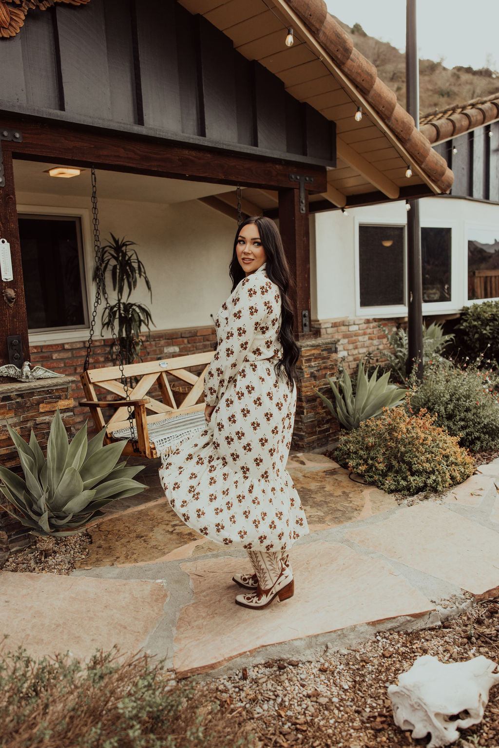 VINTAGE FLORAL DRESS
