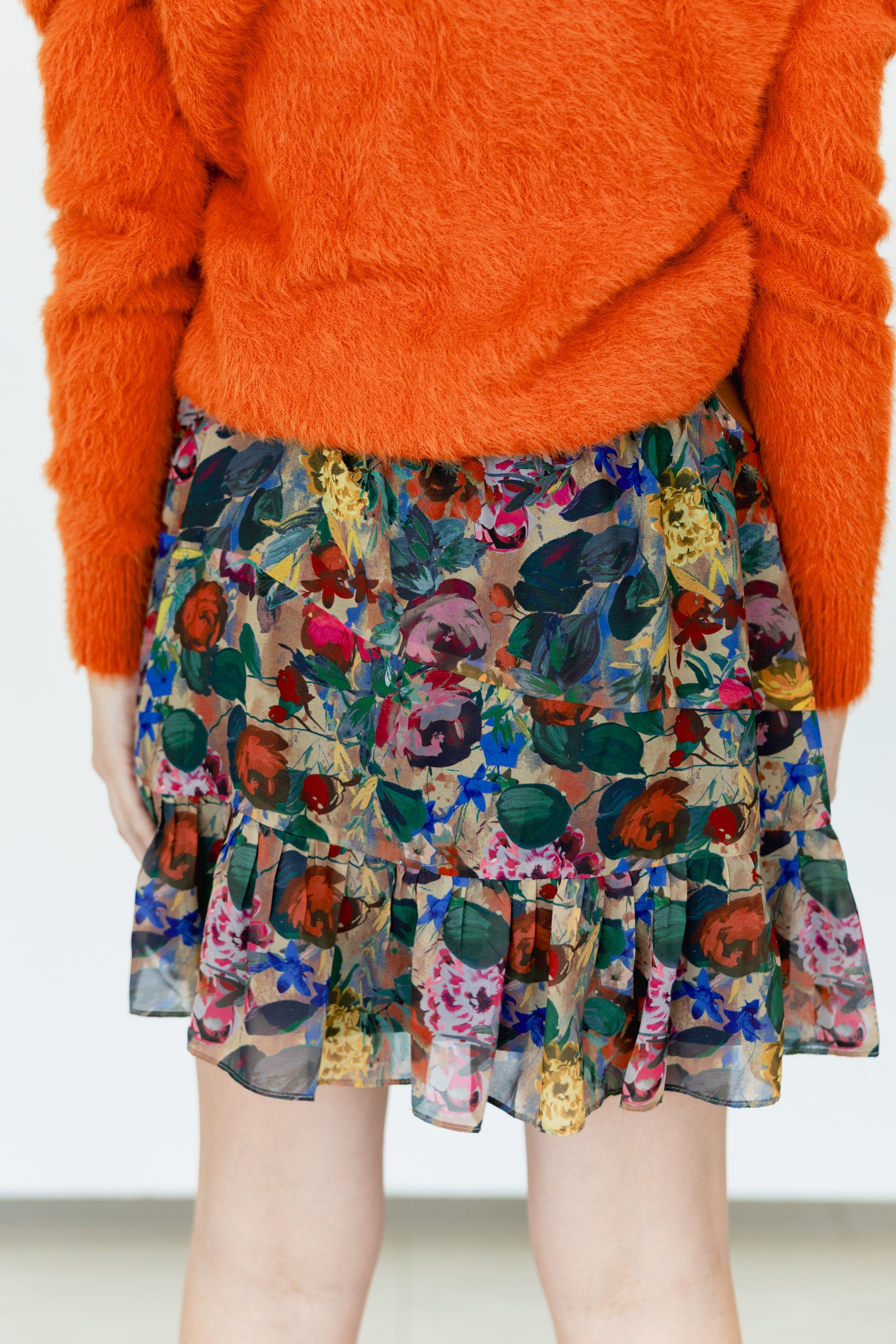FLORAL RUFFLE SKIRT
