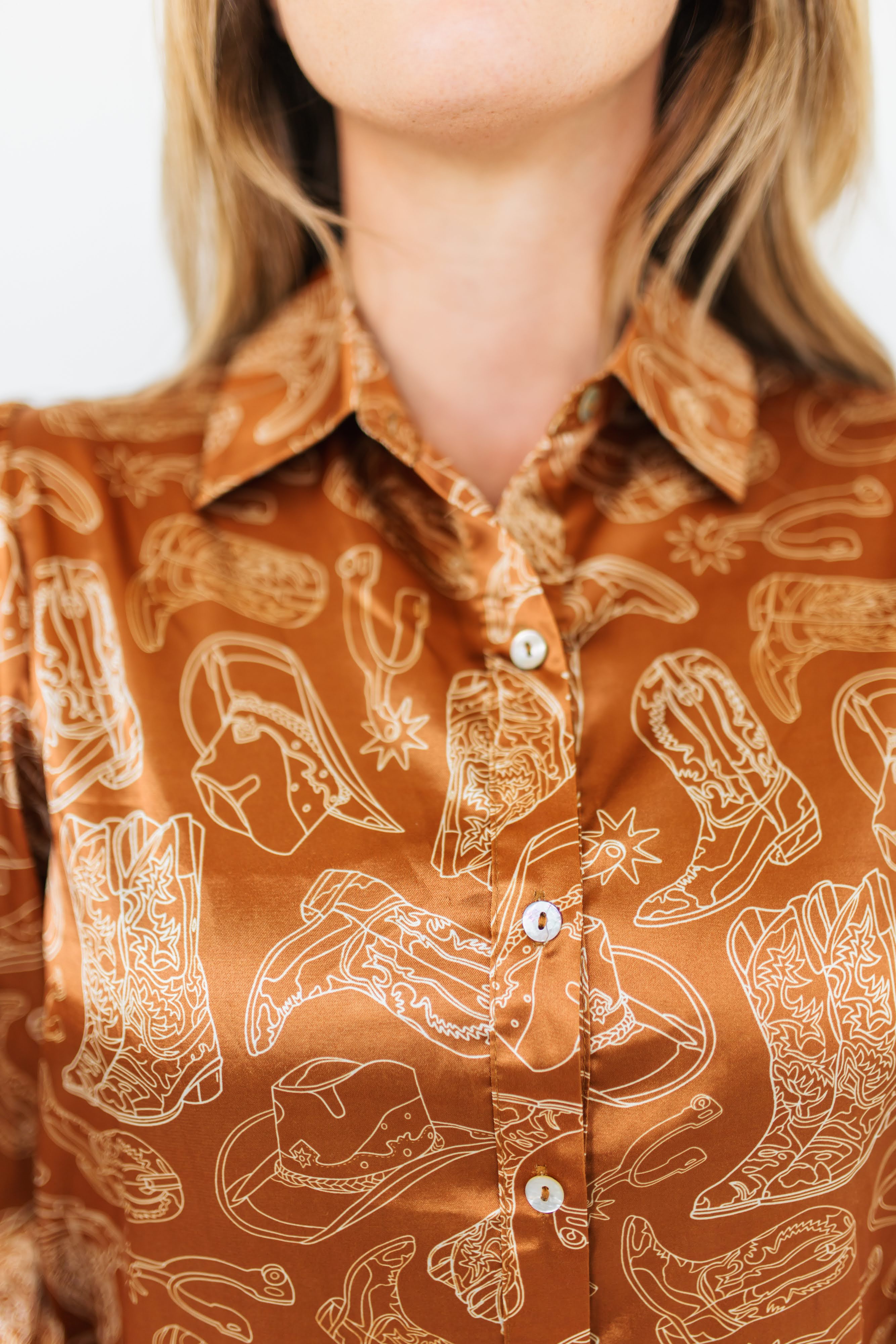 WESTERN SKETCH SATIN BLOUSE