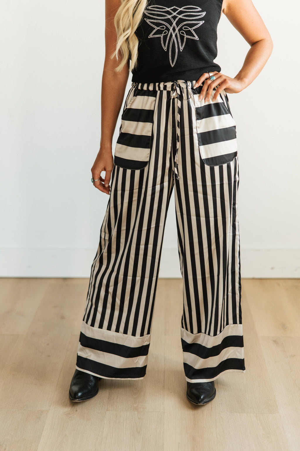 BLACK STRIPE WIDE LEG PANT