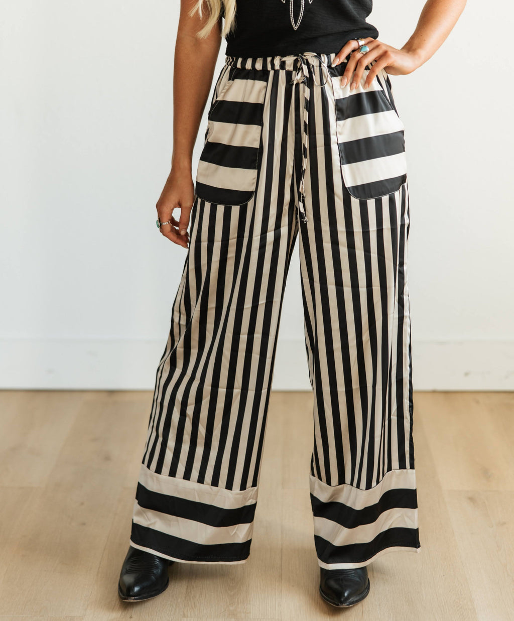 BLACK STRIPE WIDE LEG PANT