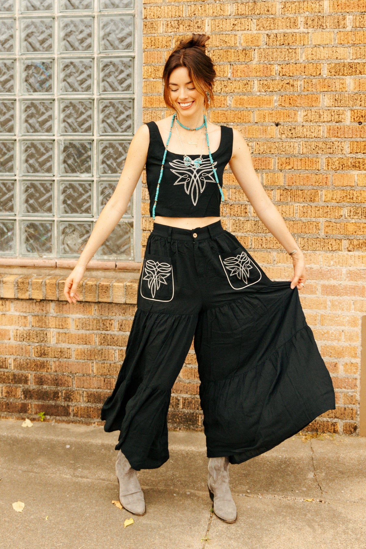 BLACK STITCH SET