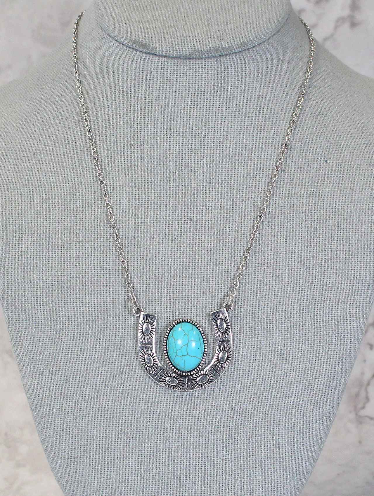 Turquoise Horseshoe Pendant NL