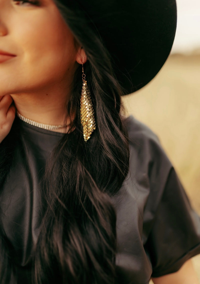 0063 GOLD FLAPPER EARRINGS