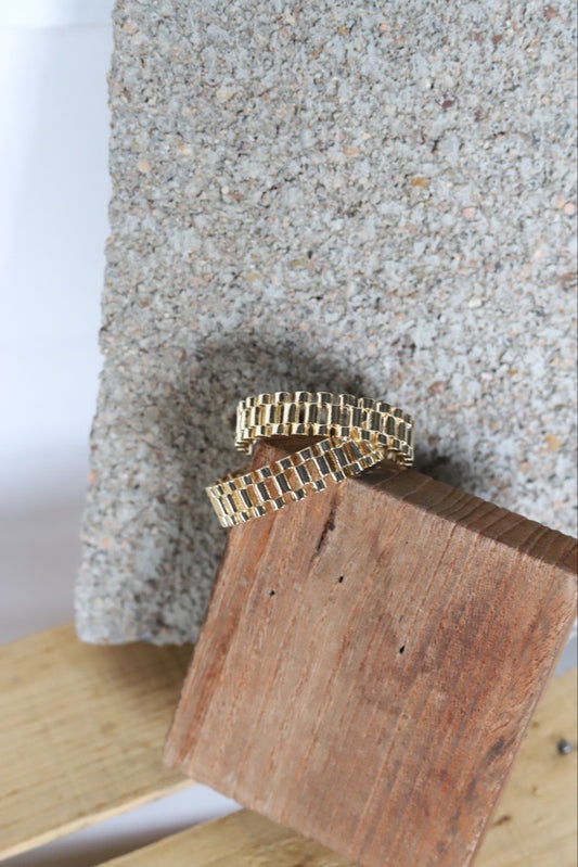 1242 GOLD CHAIN HOOP EARRING