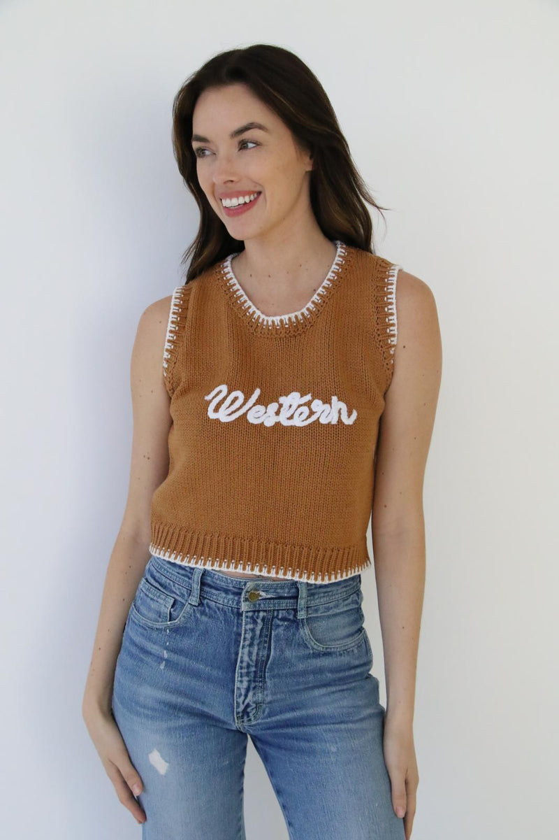 TH4215 WHITE BLACK HOWDY PULLOVER SWEATER