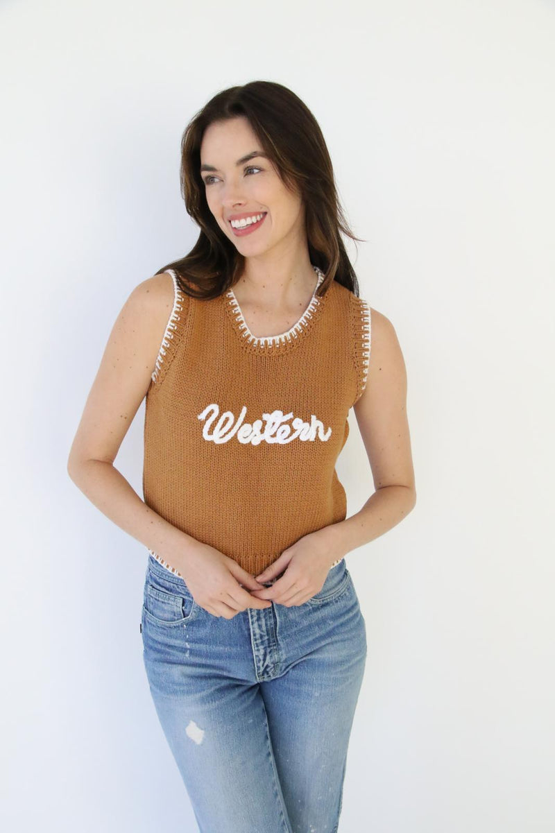 TH4215 WHITE BLACK HOWDY PULLOVER SWEATER