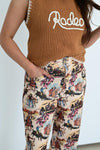 TH4215 WHITE BLACK HOWDY PULLOVER SWEATER