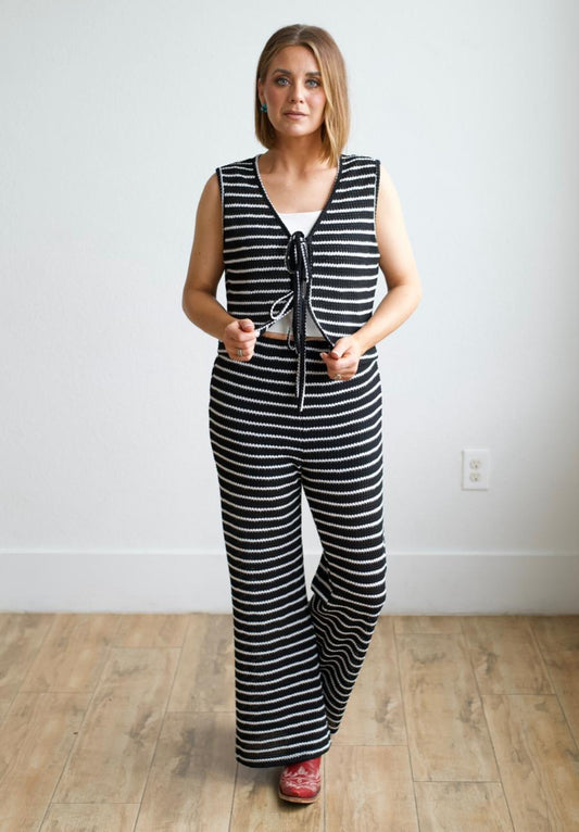 BLACK STRIPE TIE SET