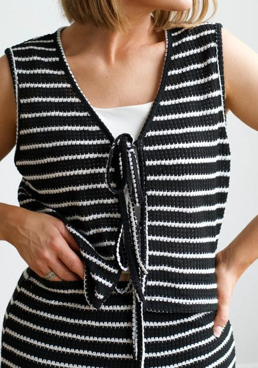 BLACK STRIPE TIE SET