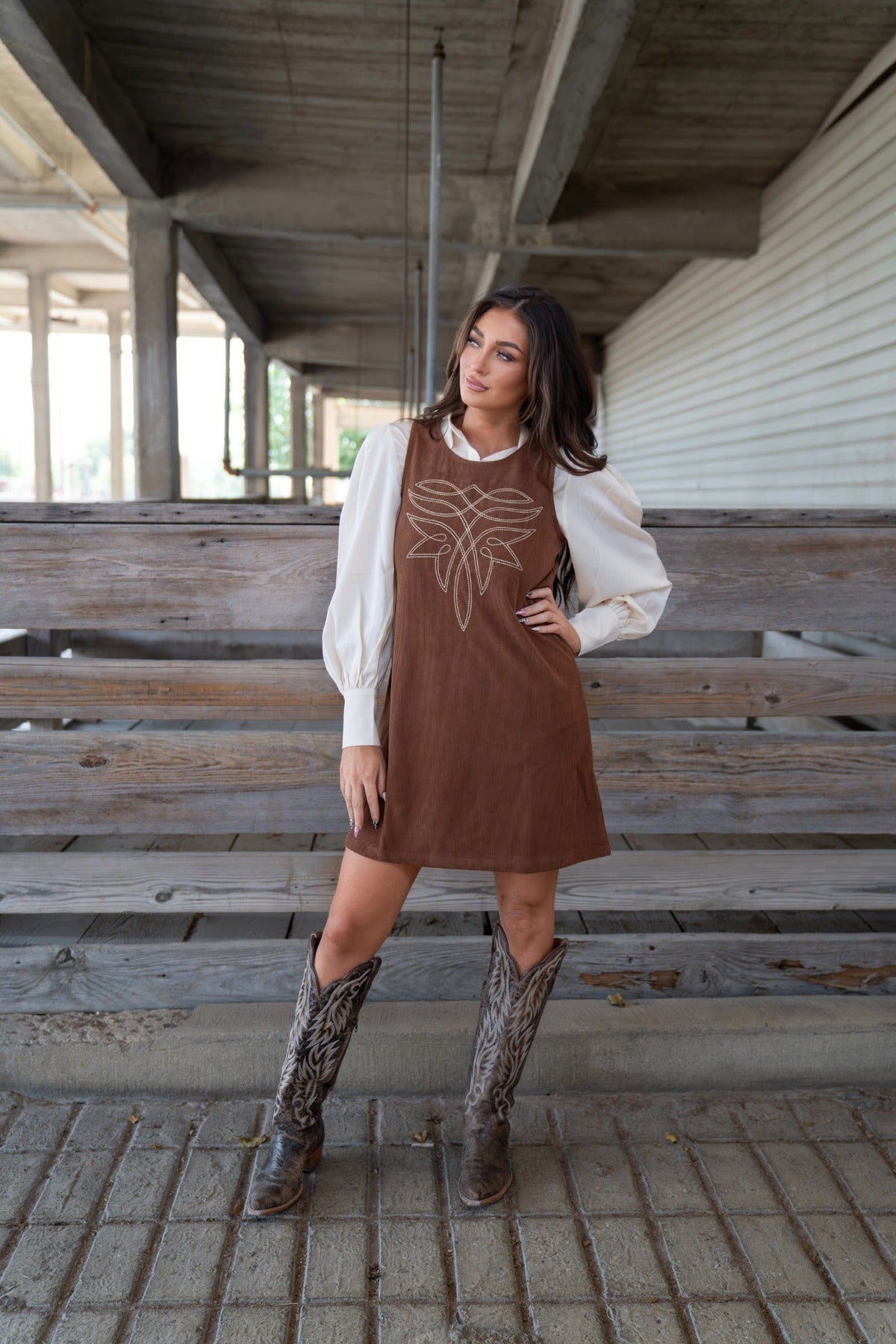 TH1407 Brown front stitch dress 03_FULLBODY_ALT01