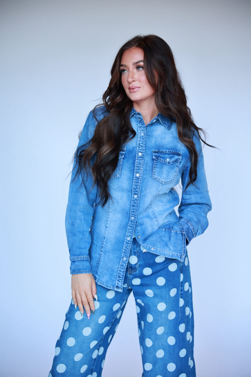 Denim Pearl Snap Top 02 focused
