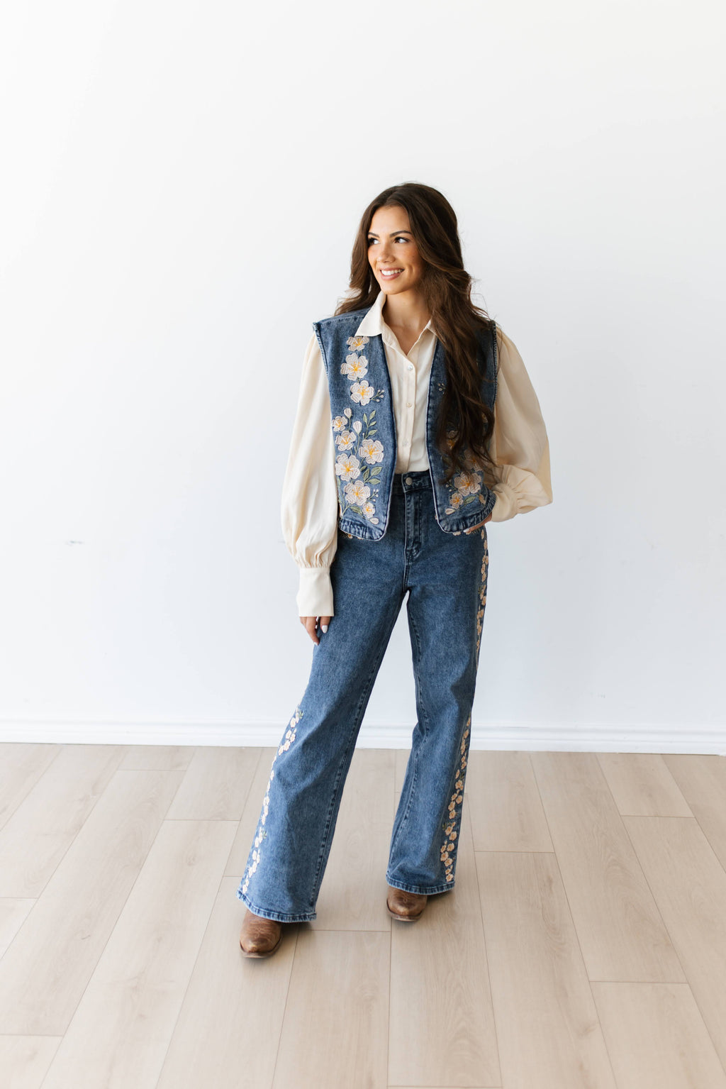 IVORY FLORAL VEST