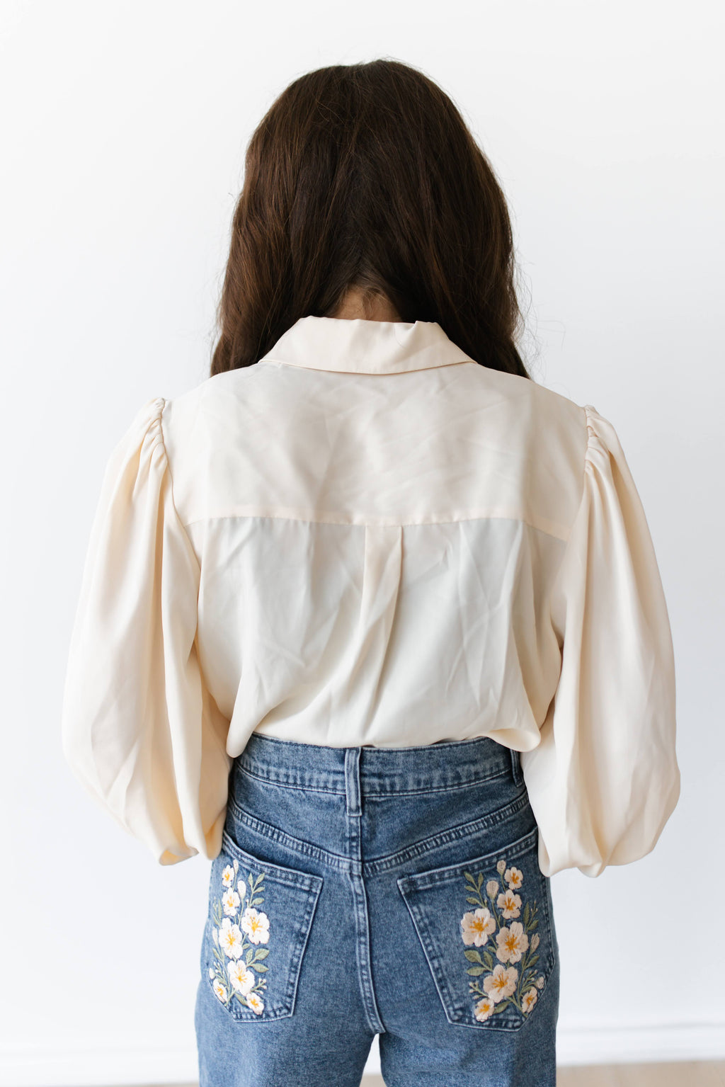 SOLID IVORY BLOUSE