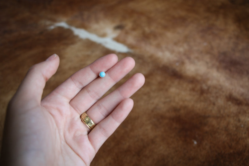 10616 STERLING SILVER TURQUOISE STUD EARRINGS