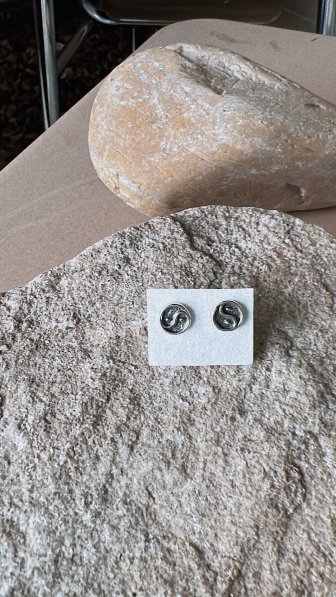 121720 YIN YANG STUD ER