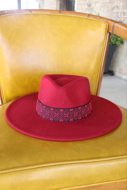 829228 RED WITH TRIBAL BAND WESTERN HAT